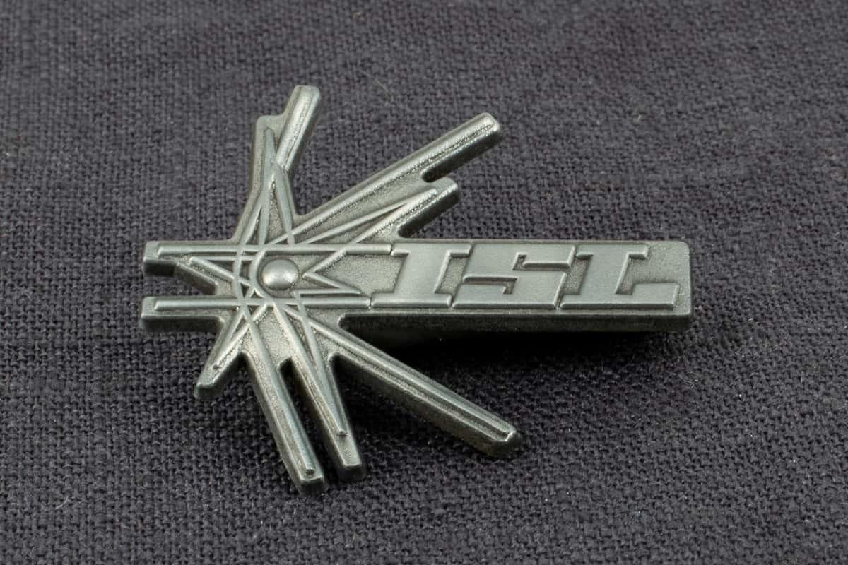 Pin 3D-Relief "ISL"
